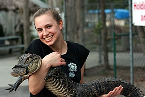 sarah holding aligator in florida